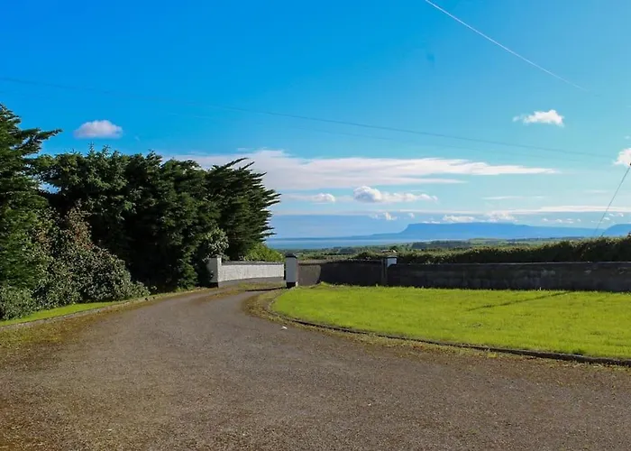 Semesterbostad Mountain View At Grange Beg # 1